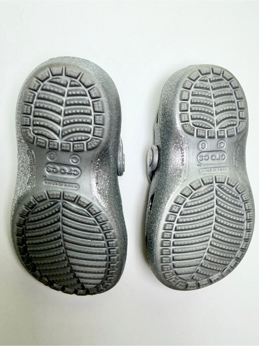 Crocs Toddler Girl Shayna Silver Glitter Mary Jane Sandals - Size 6